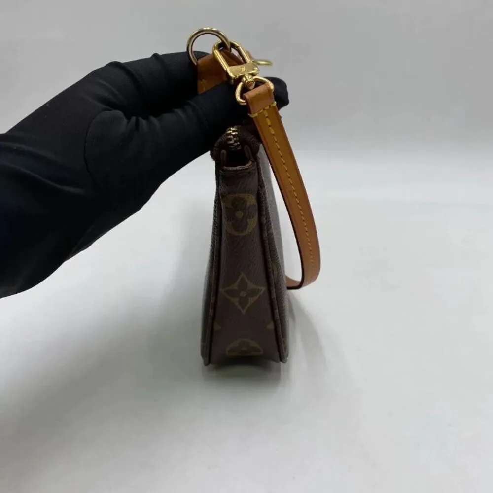 Louis Vuitton Women Pre-Loved Bag Very Good Condition